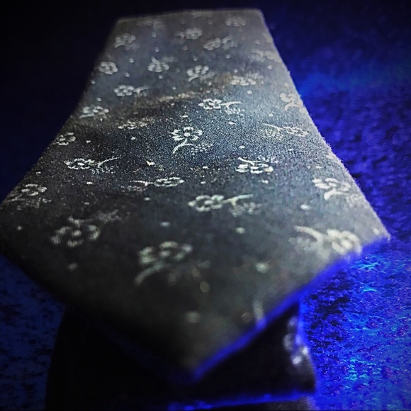 Tie Bar brand neck tie - Picture 8 of 13